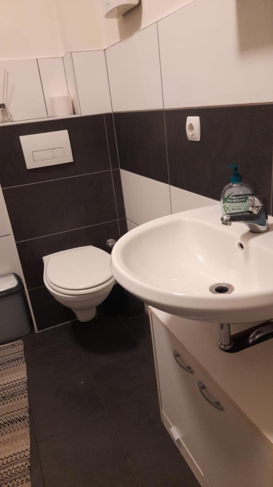 City-Apartment In Krefeld, Kueche, Naehe Duesseldorf Messe Dış mekan fotoğraf
